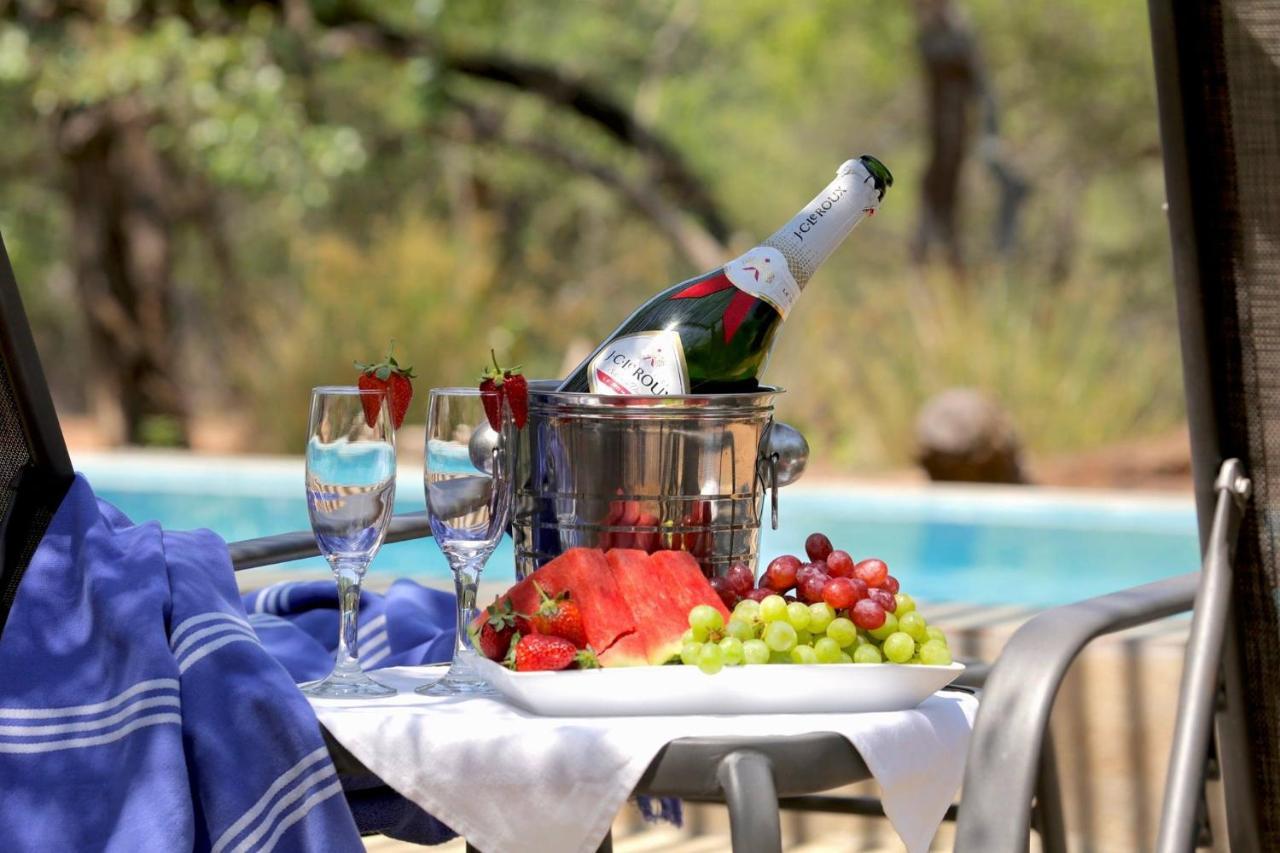 Tusk Bush Lodge Marloth Park Zewnętrze zdjęcie
