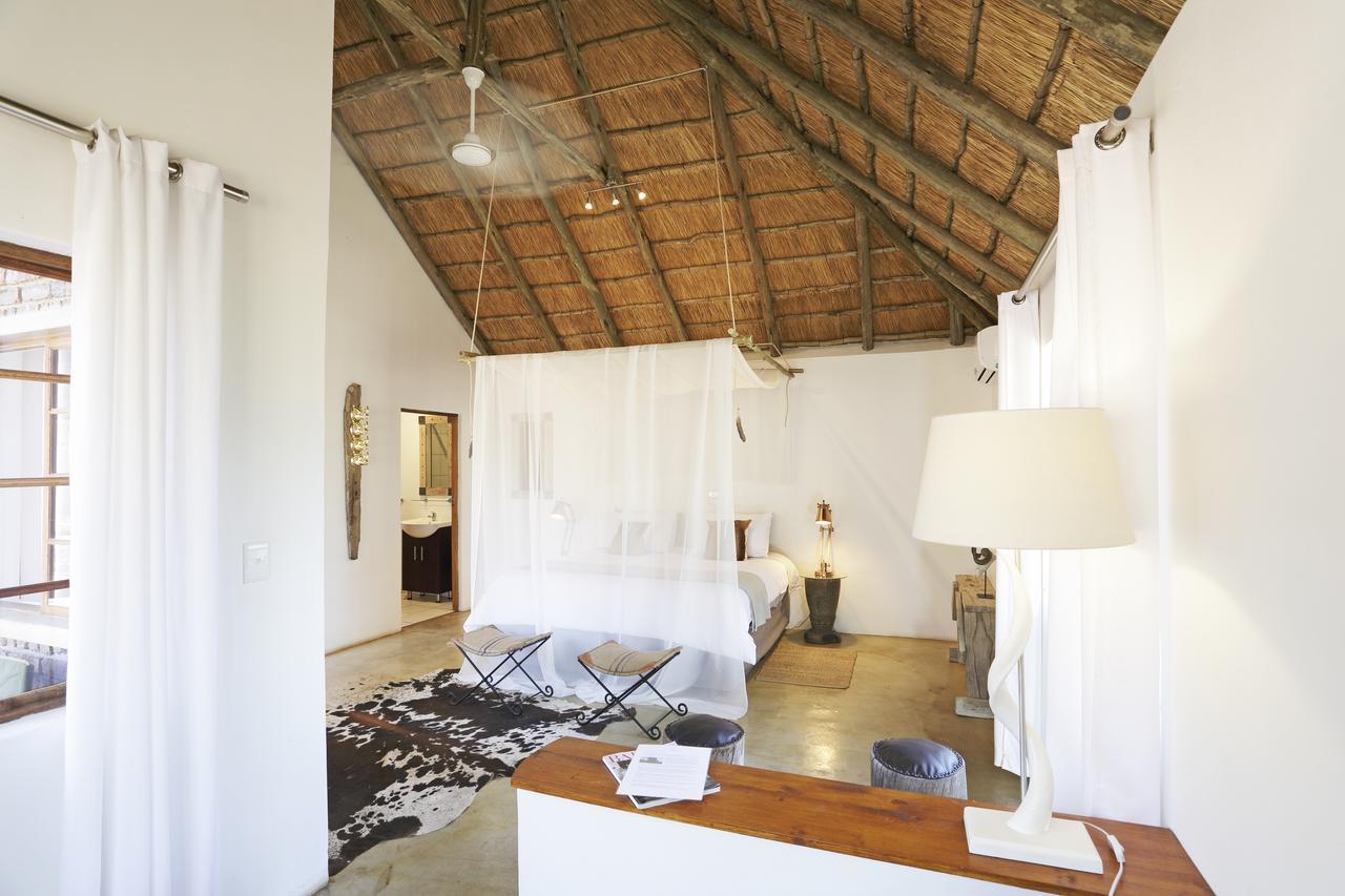 Tusk Bush Lodge Marloth Park Zewnętrze zdjęcie